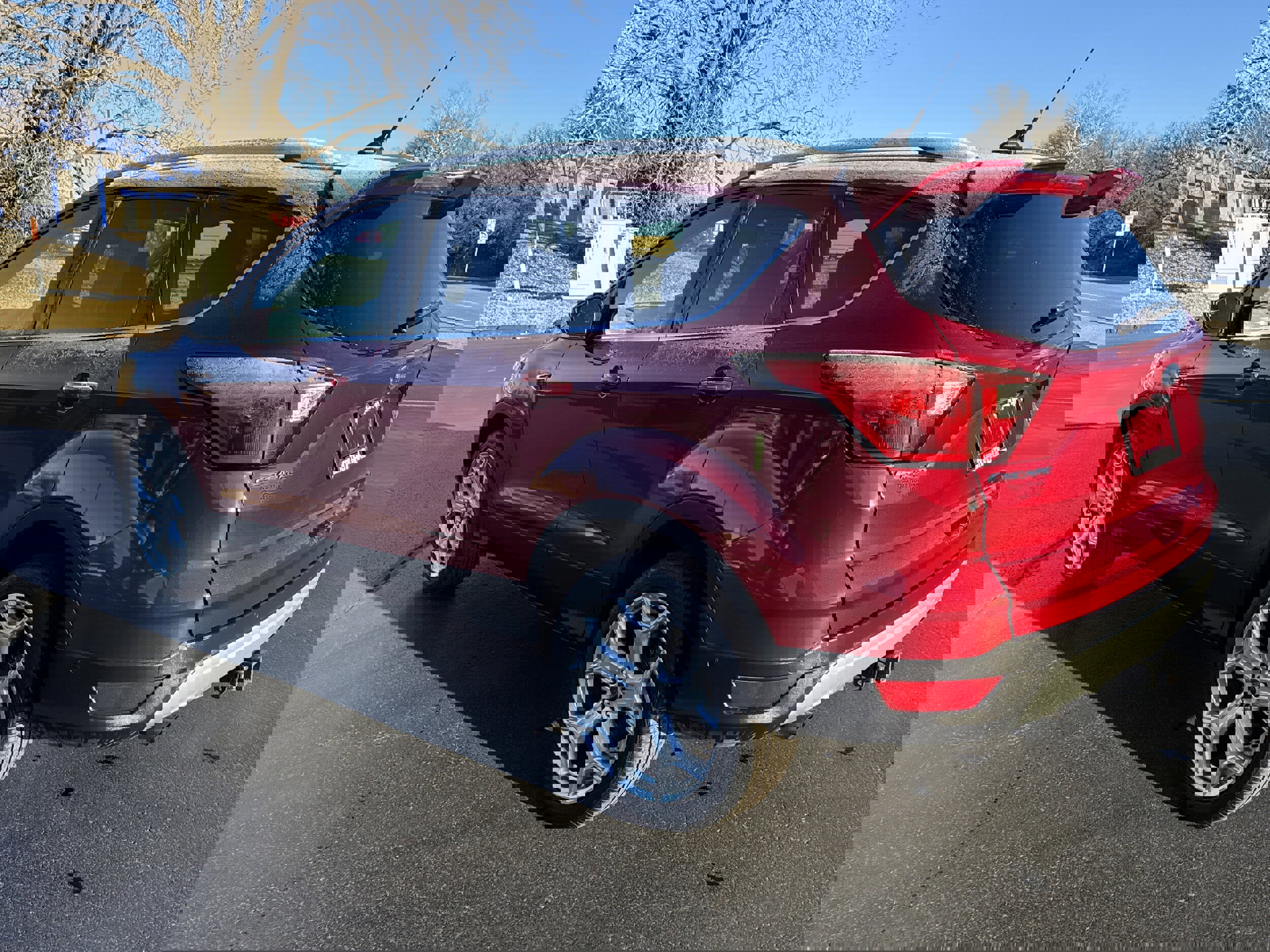 Used 2019 Ford Escape Titanium w/ U9j03 - Titanium Tow Package image 3