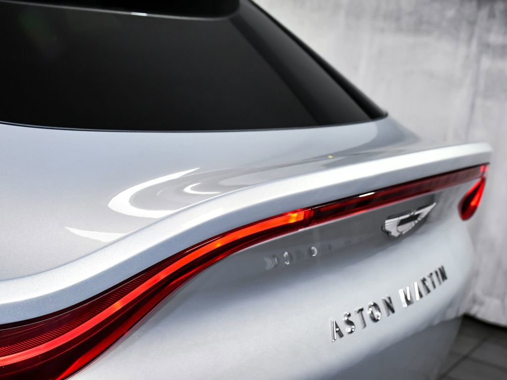 Used 2021 Aston Martin DBX image 81