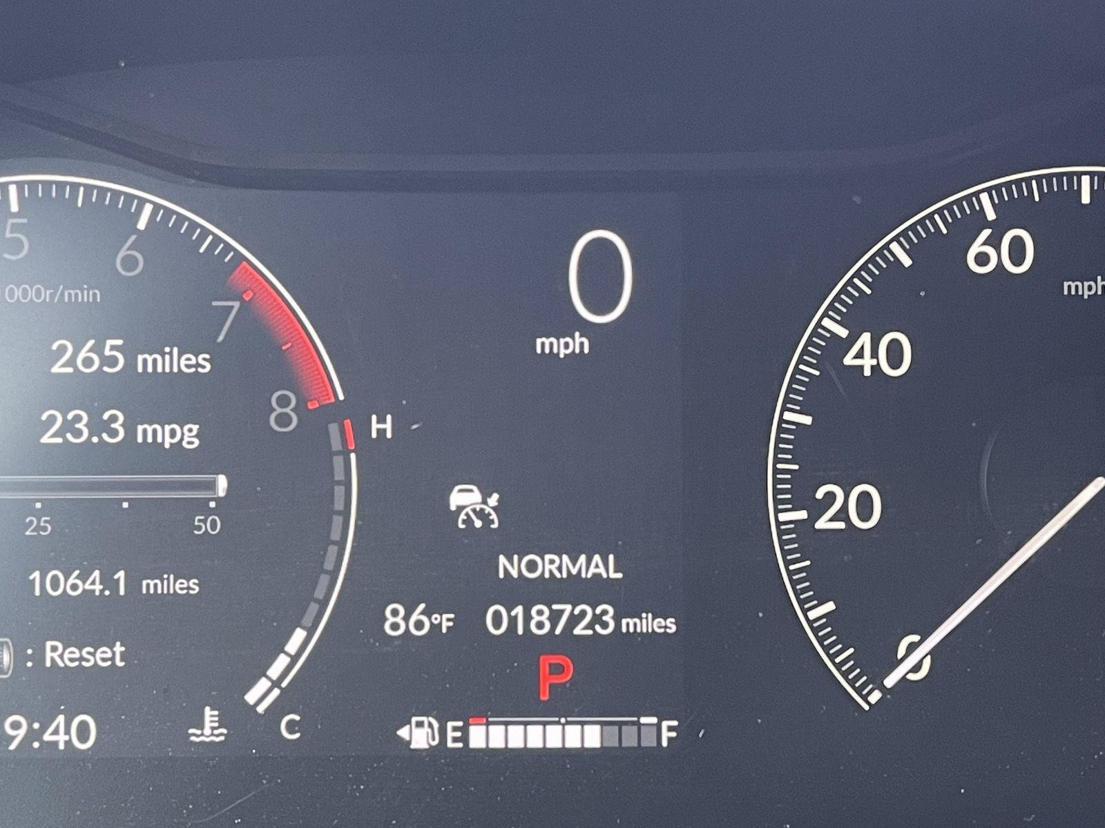 Used 2025 Honda Ridgeline Sport image 9