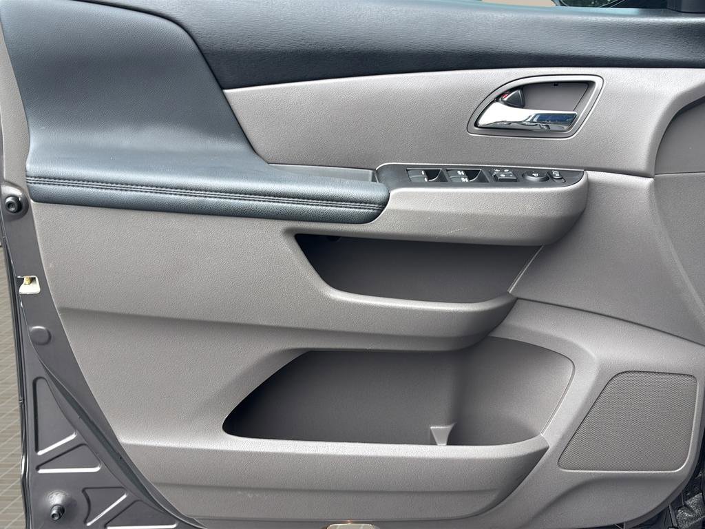 Used 2016 Honda Odyssey EX-L image 11