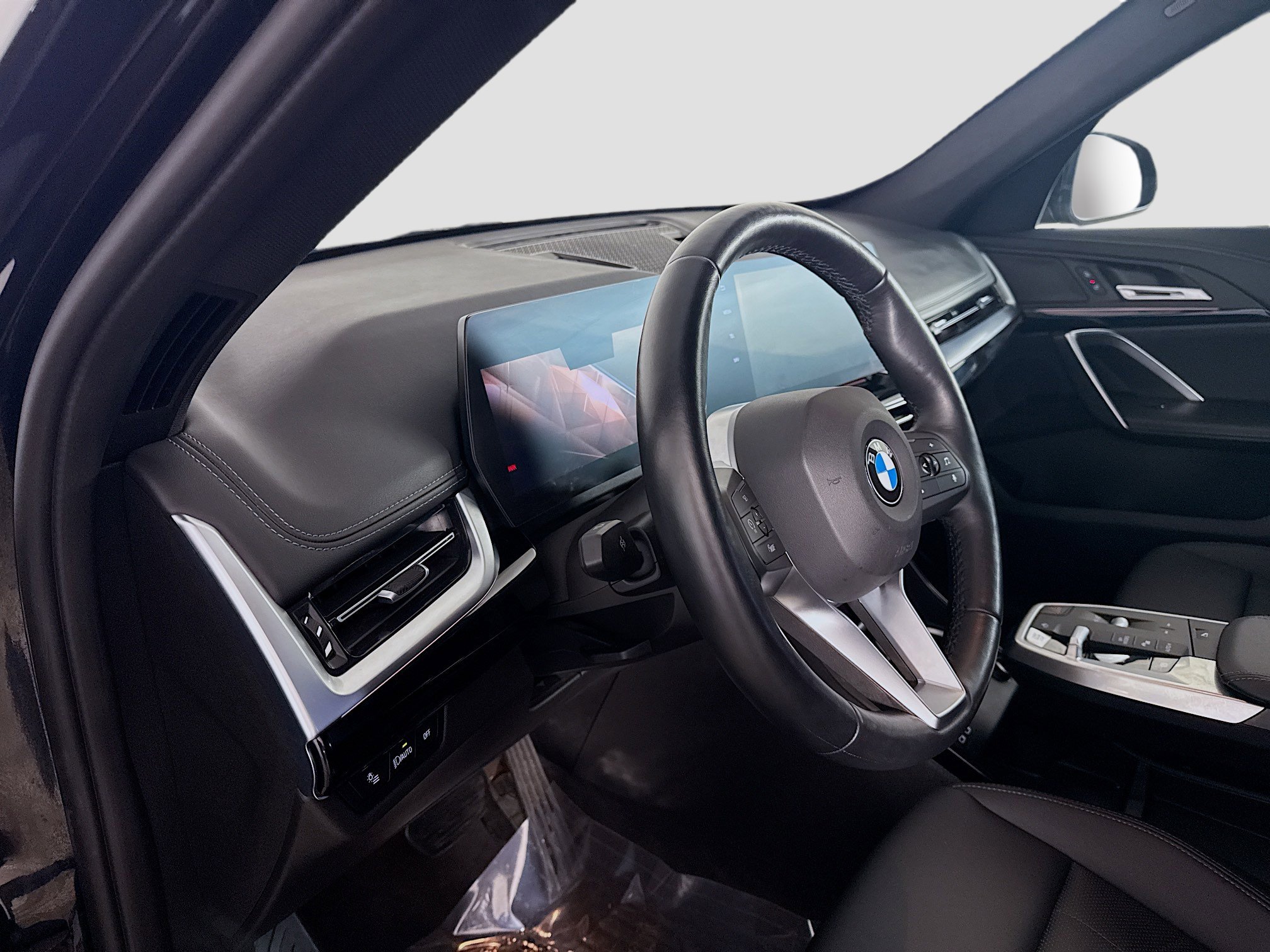 Used 2025 BMW X1 xDrive28i AWD/4WD image 23