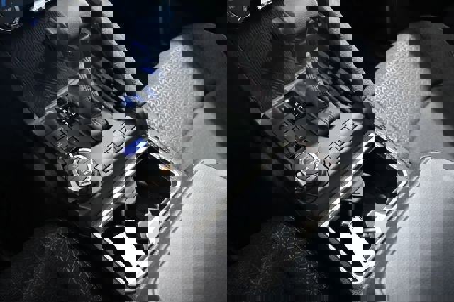 New 2026 Toyota 4Runner SR5 AWD/4WD image 17