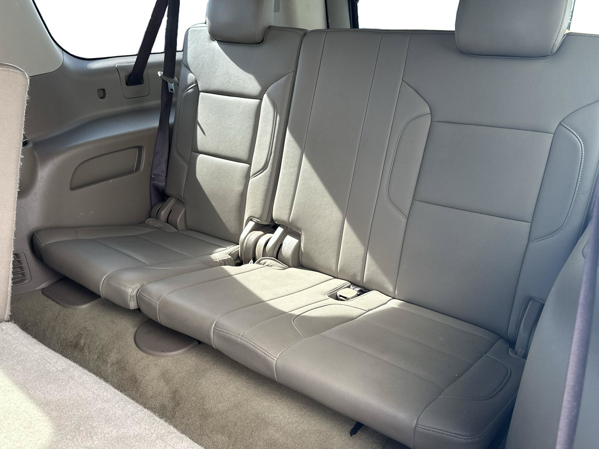 Used 2017 Chevrolet Suburban Premier AWD/4WD image 7