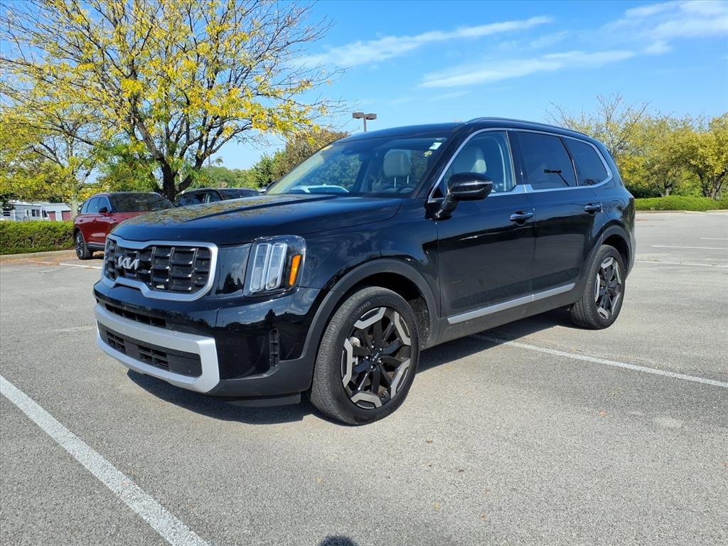 Used 2025 Kia Telluride S image 31