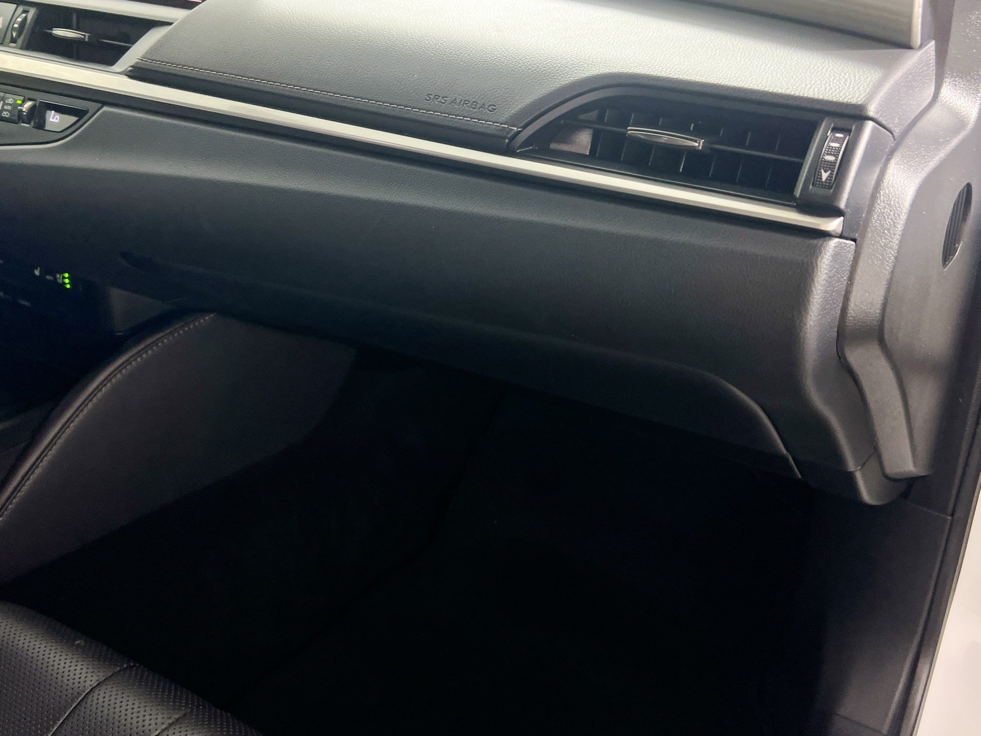 Used 2020 Lexus ES 350 F Sport w/ Accessory Package 2 FWD image 34