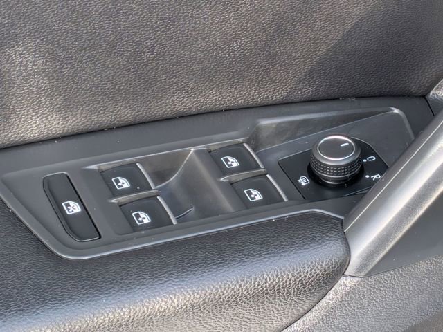 Used 2021 Volkswagen Tiguan SEL image 14