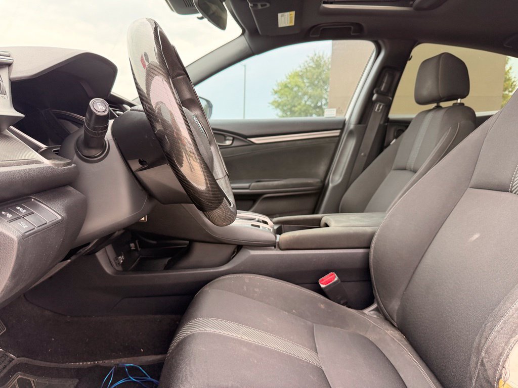 Used 2019 Honda Civic EX image 2