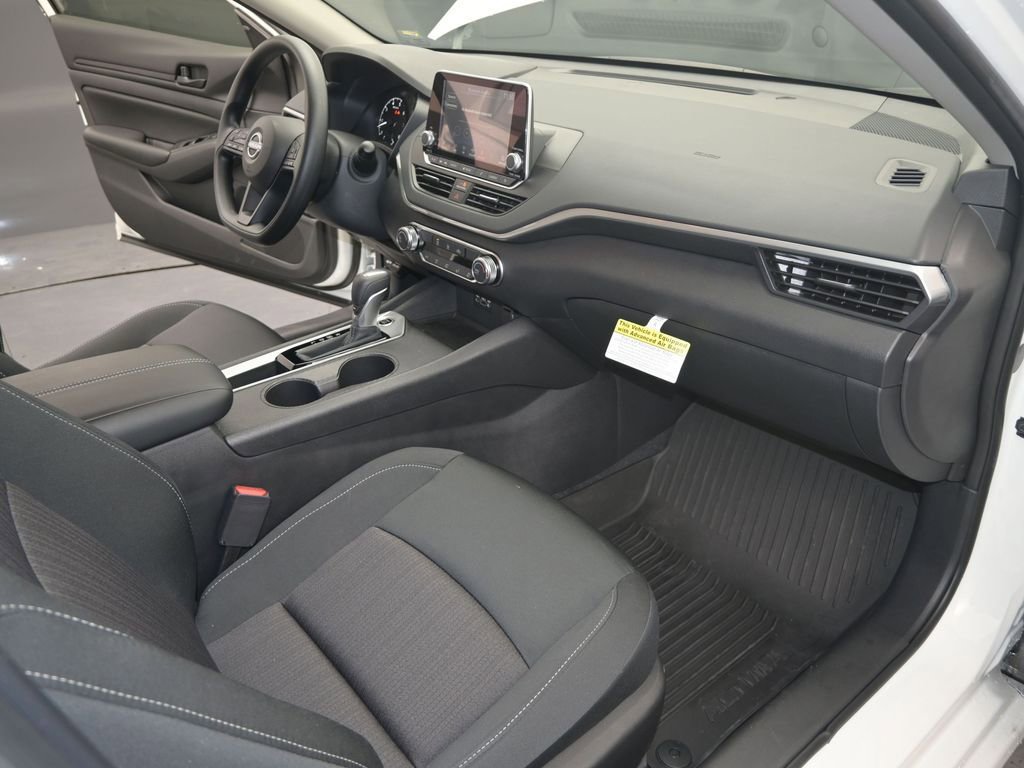 Certified 2025 Nissan Altima 2.5 S image 24