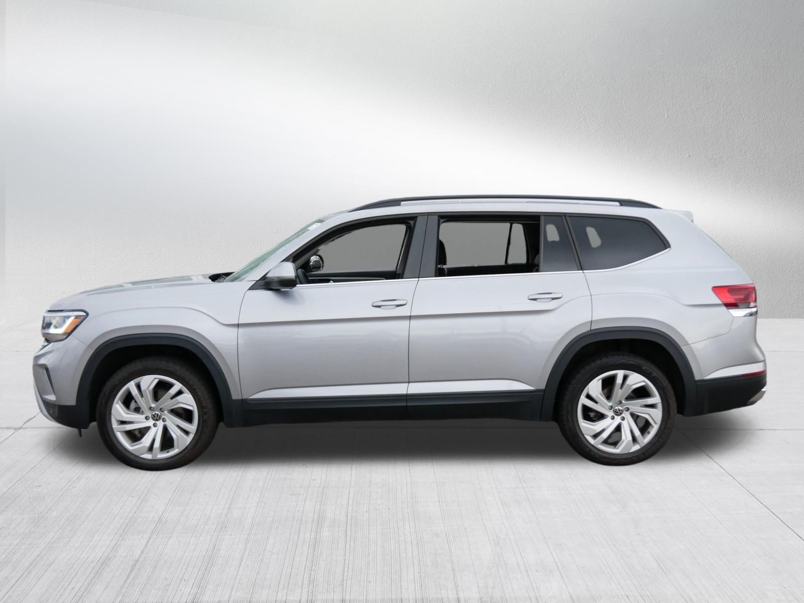Used 2023 Volkswagen Atlas SE AWD/4WD image 4