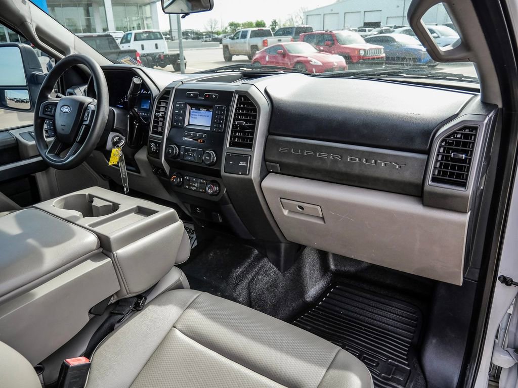 Used 2021 Ford F250 XL w/ Power Equipment Group image 18