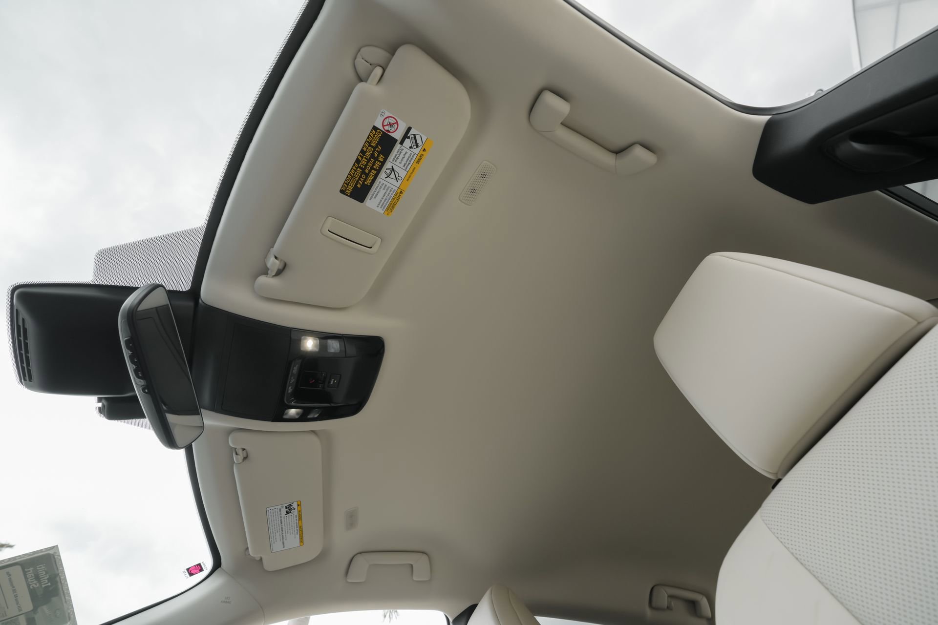 Used 2024 Lexus RX 350 FWD w/ Technology Package image 22