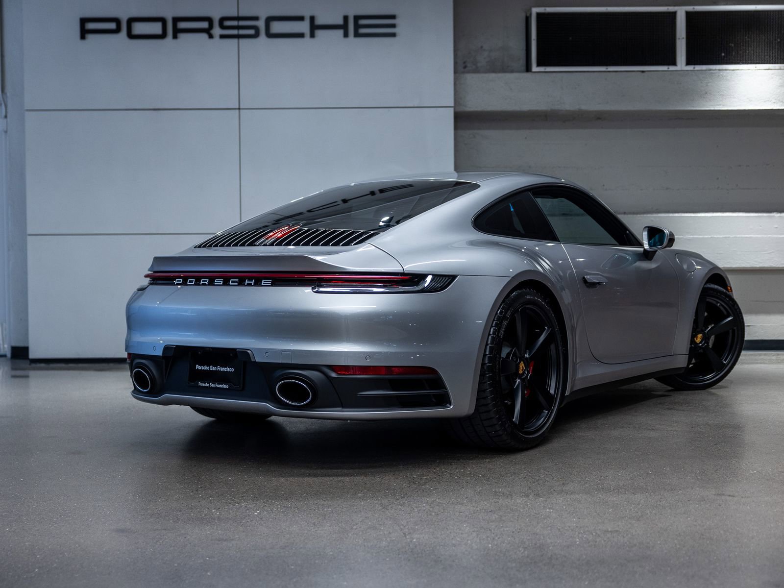 Certified 2024 Porsche 911 Carrera 4S w/ Premium Package AWD/4WD image 8