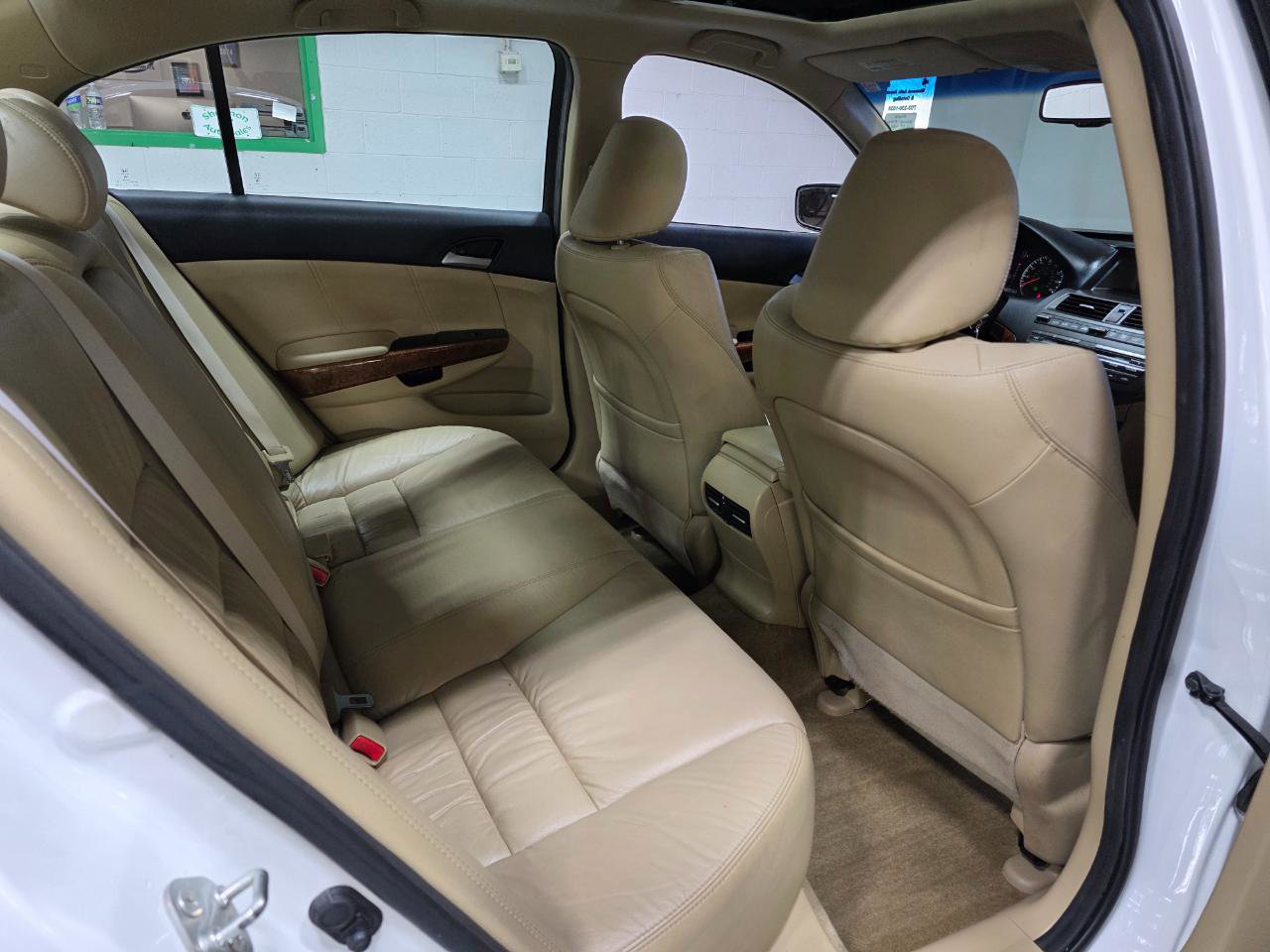Used 2012 Honda Accord EX-L image 21