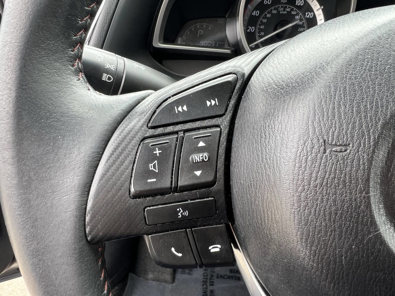 Used 2014 MAZDA MAZDA3 i Touring image 16