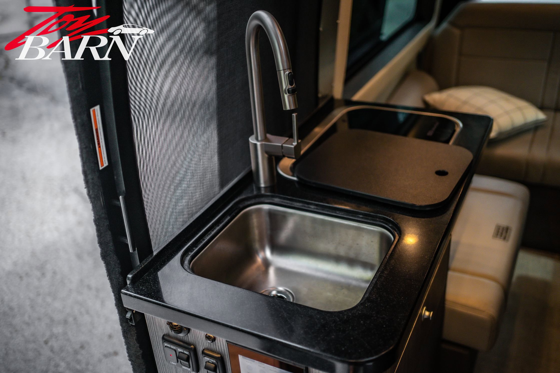 Used 2020 Mercedes-Benz Sprinter 2500 image 52