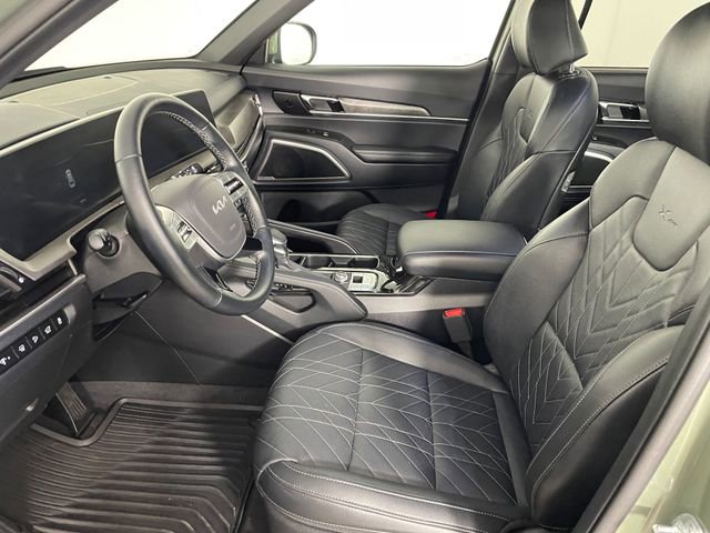 Certified 2025 Kia Telluride AWD image 2