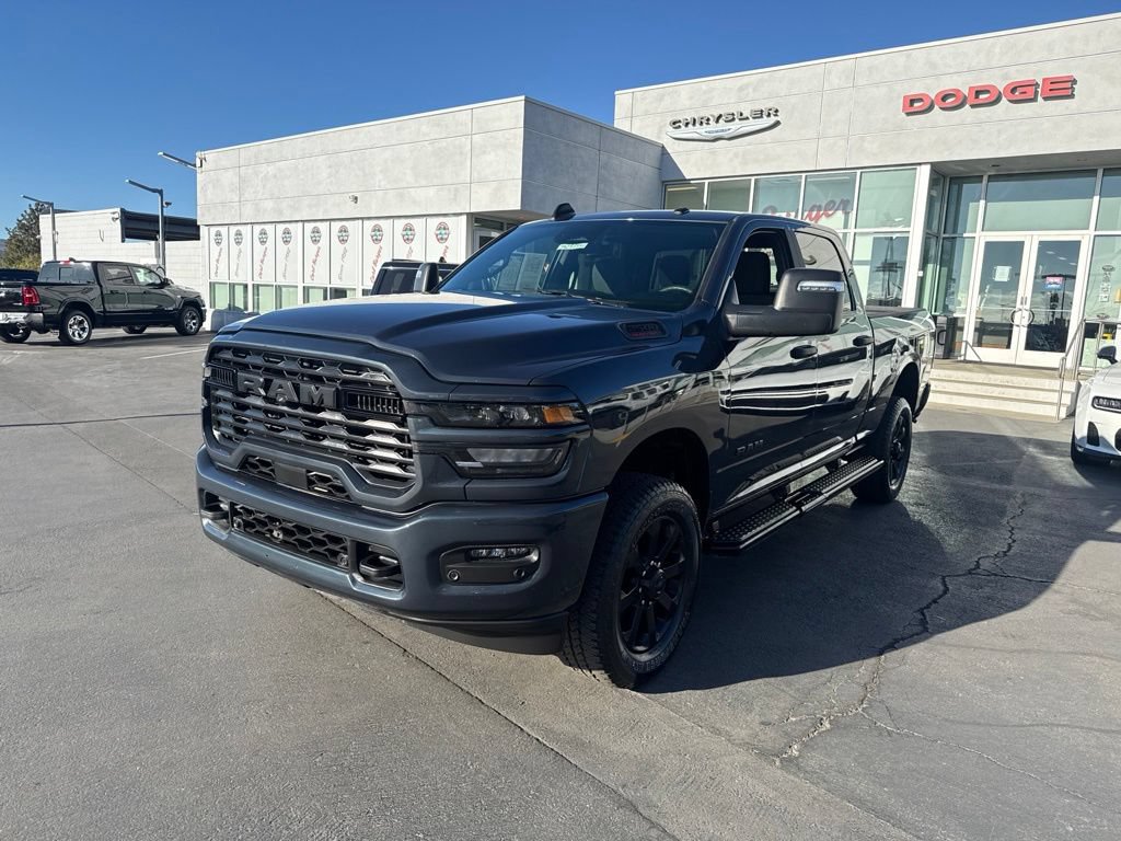 Certified 2025 RAM 2500 Big Horn AWD/4WD image 3