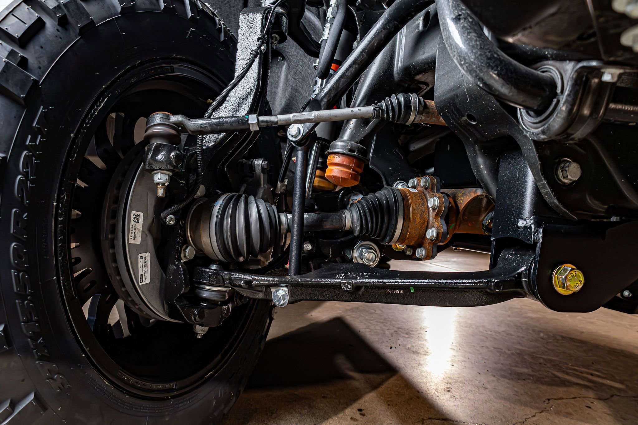 Used 2025 GMC Sierra 2500 AT4X image 13