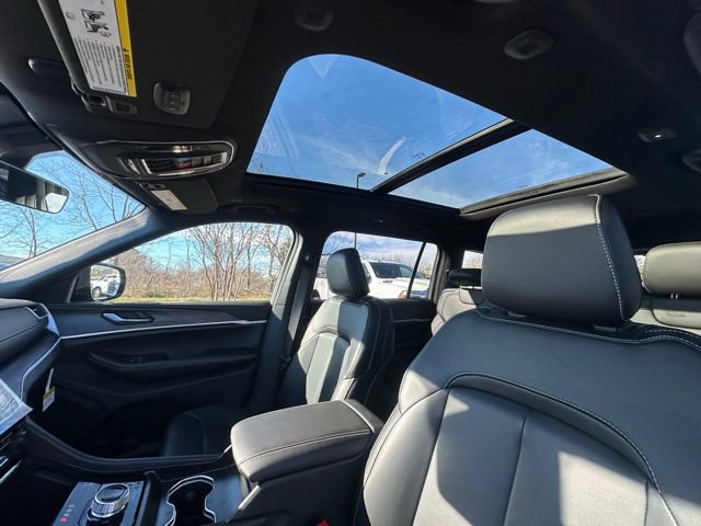 New 2025 Jeep Grand Cherokee L Limited AWD/4WD image 24