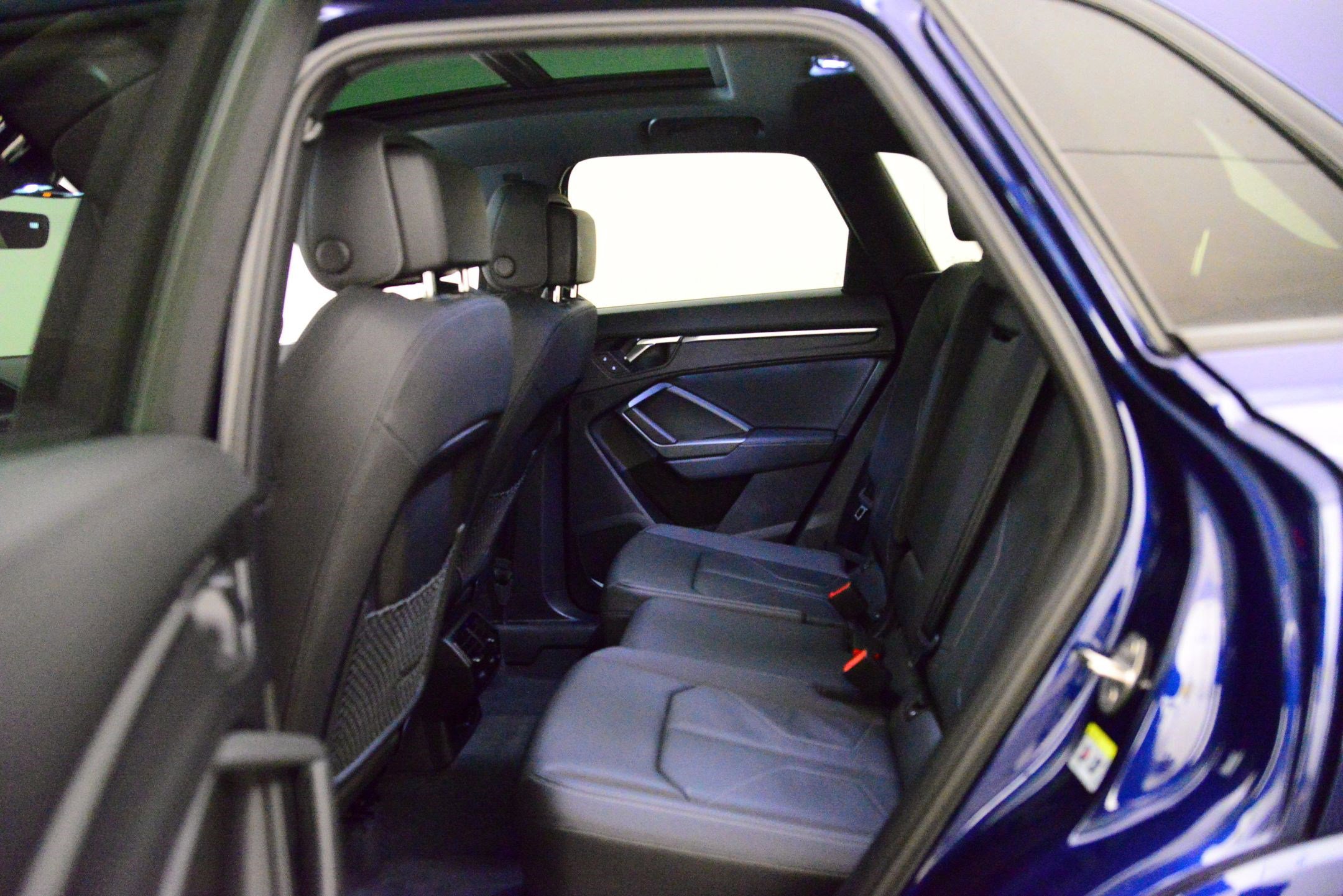 Certified 2025 Audi Q3 2.0T Premium w/ Convenience Package image 11