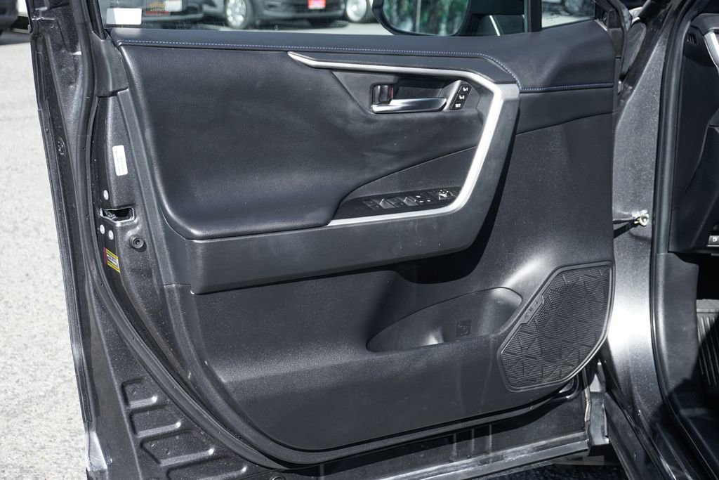 Used 2023 Toyota RAV4 XSE image 17