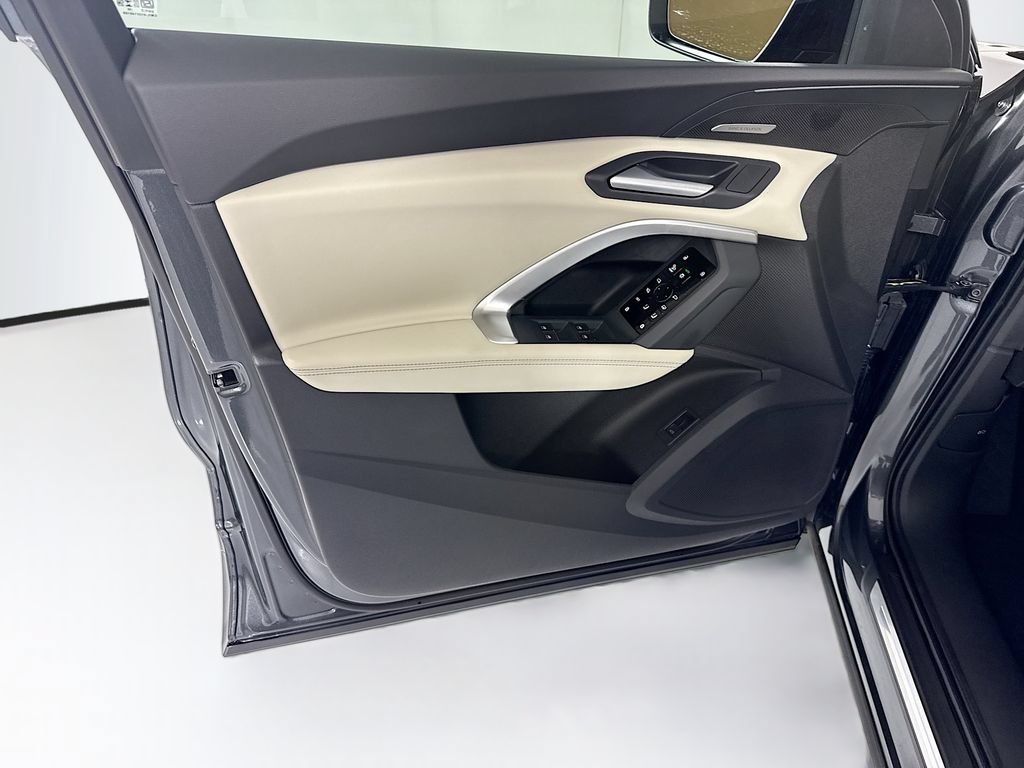 New 2026 Audi Q5 Premium Plus AWD/4WD image 25
