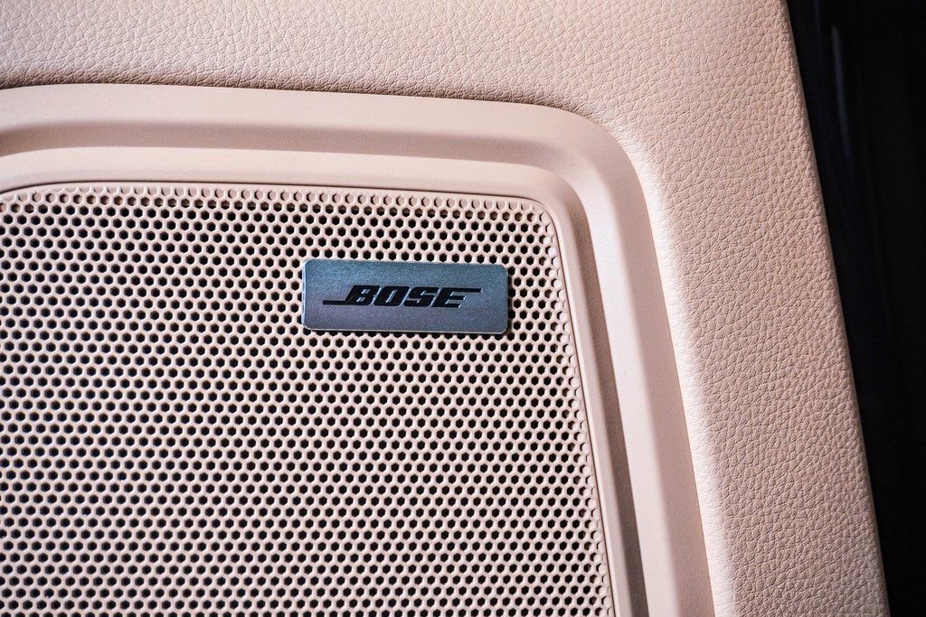 Certified 2025 Porsche Macan image 26