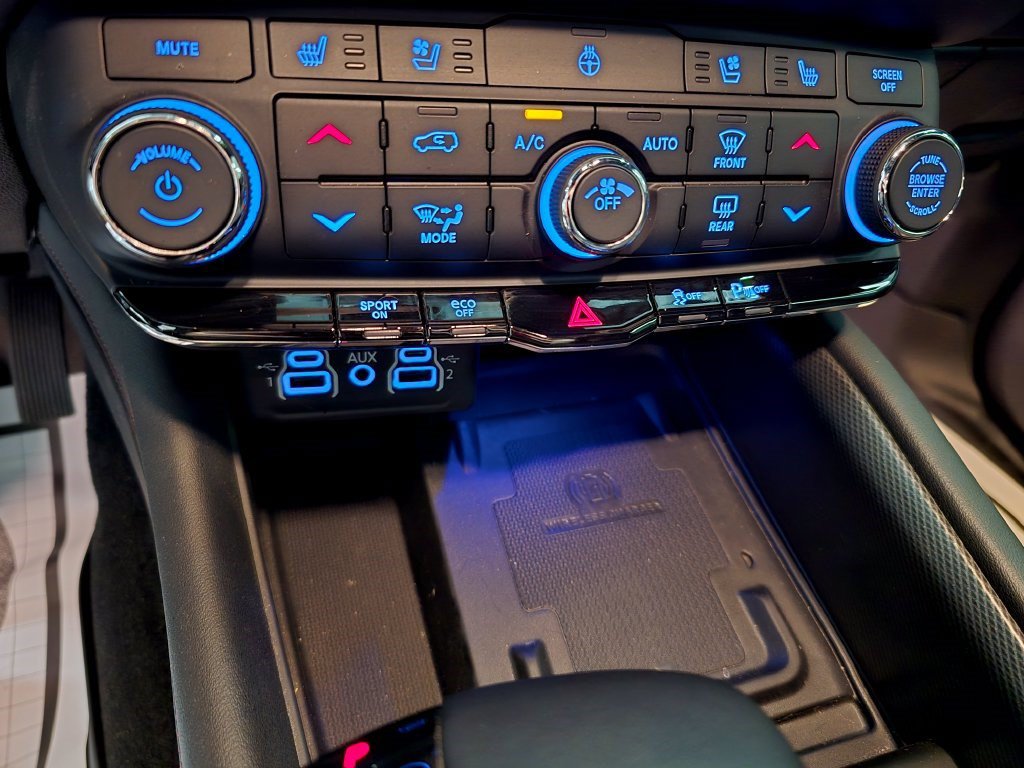 Used 2021 Dodge Durango R/T w/ Premium Interior Group RWD image 29