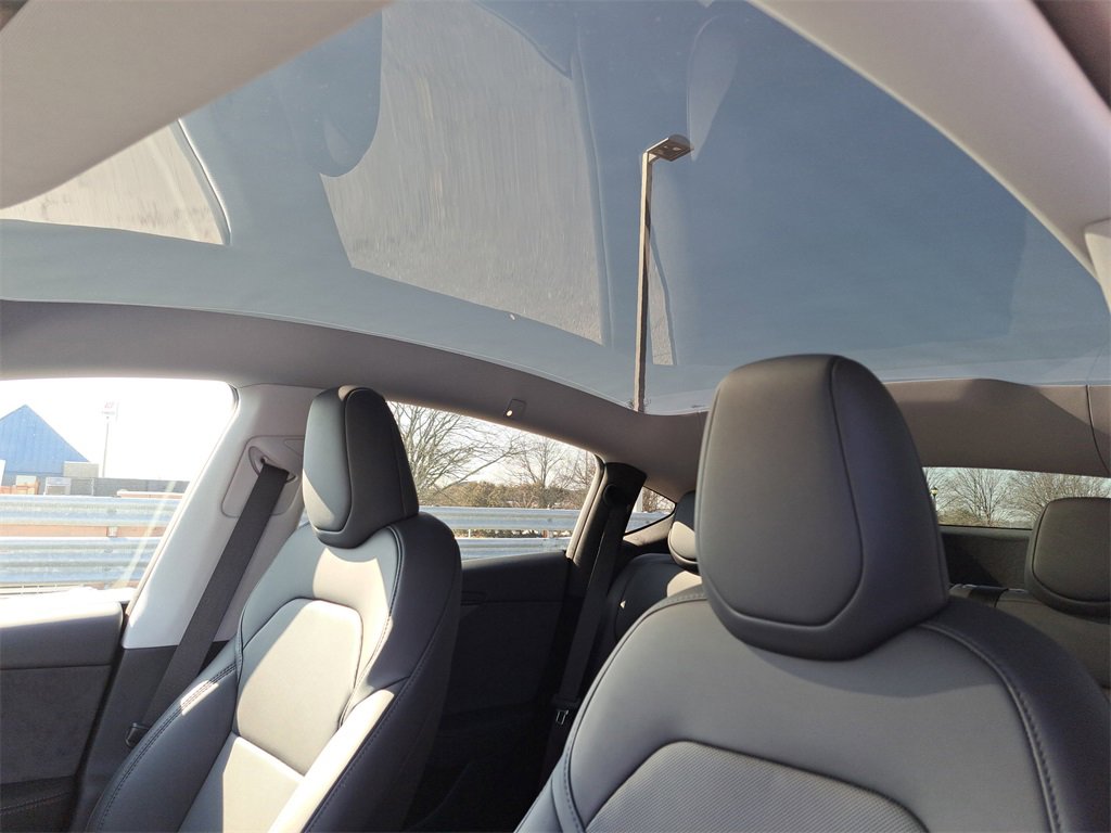 Used 2026 Tesla Model Y 2WD image 26