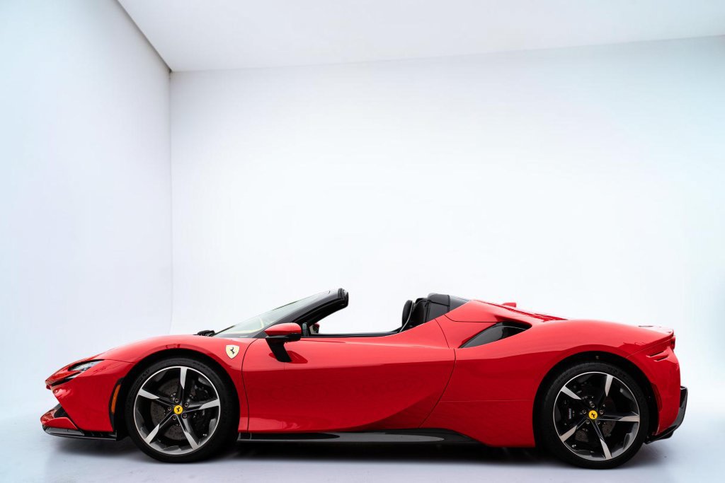 Certified 2022 Ferrari SF90 Spider AWD/4WD image 9