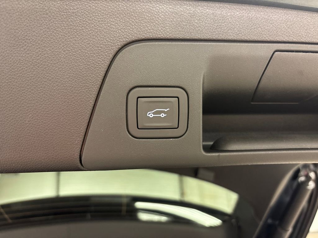 New 2026 Buick Envision Sport Touring AWD/4WD image 17