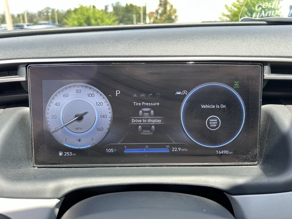 Certified 2023 Hyundai Tucson Limited AWD/4WD image 37