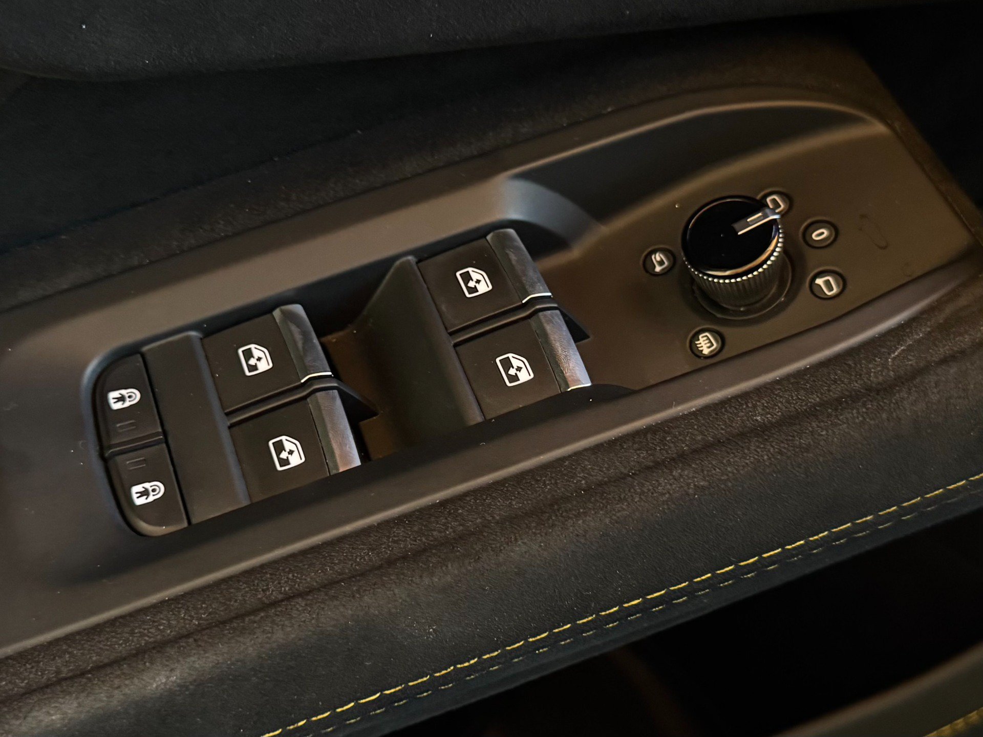 Used 2023 Lamborghini Urus Performante AWD/4WD image 78