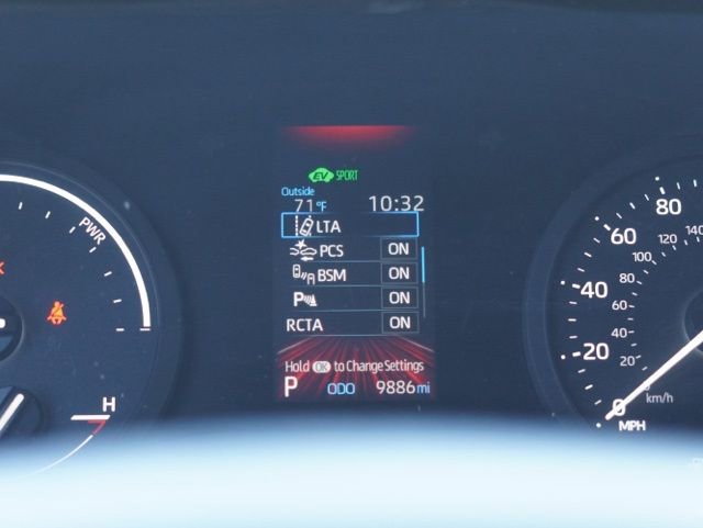 Used 2024 Toyota Sienna XLE FWD image 46
