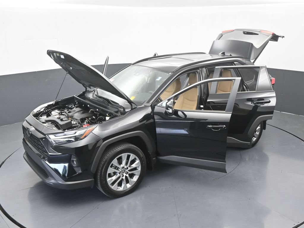 Used 2025 Toyota RAV4 XLE Premium FWD image 67
