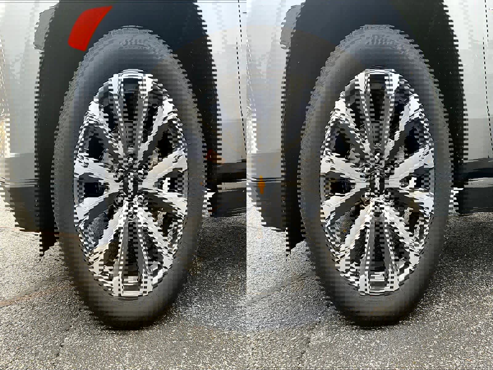 Used 2023 Chevrolet Tahoe High Country w/ Premium Package 2 image 7