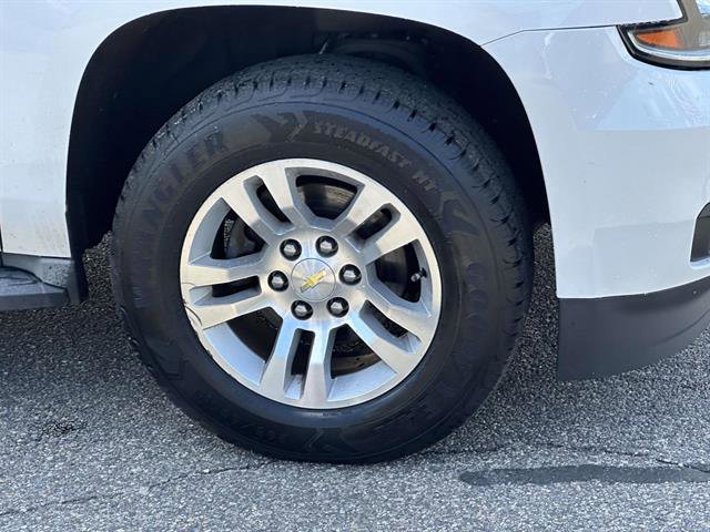 Used 2015 Chevrolet Suburban LT AWD/4WD image 7