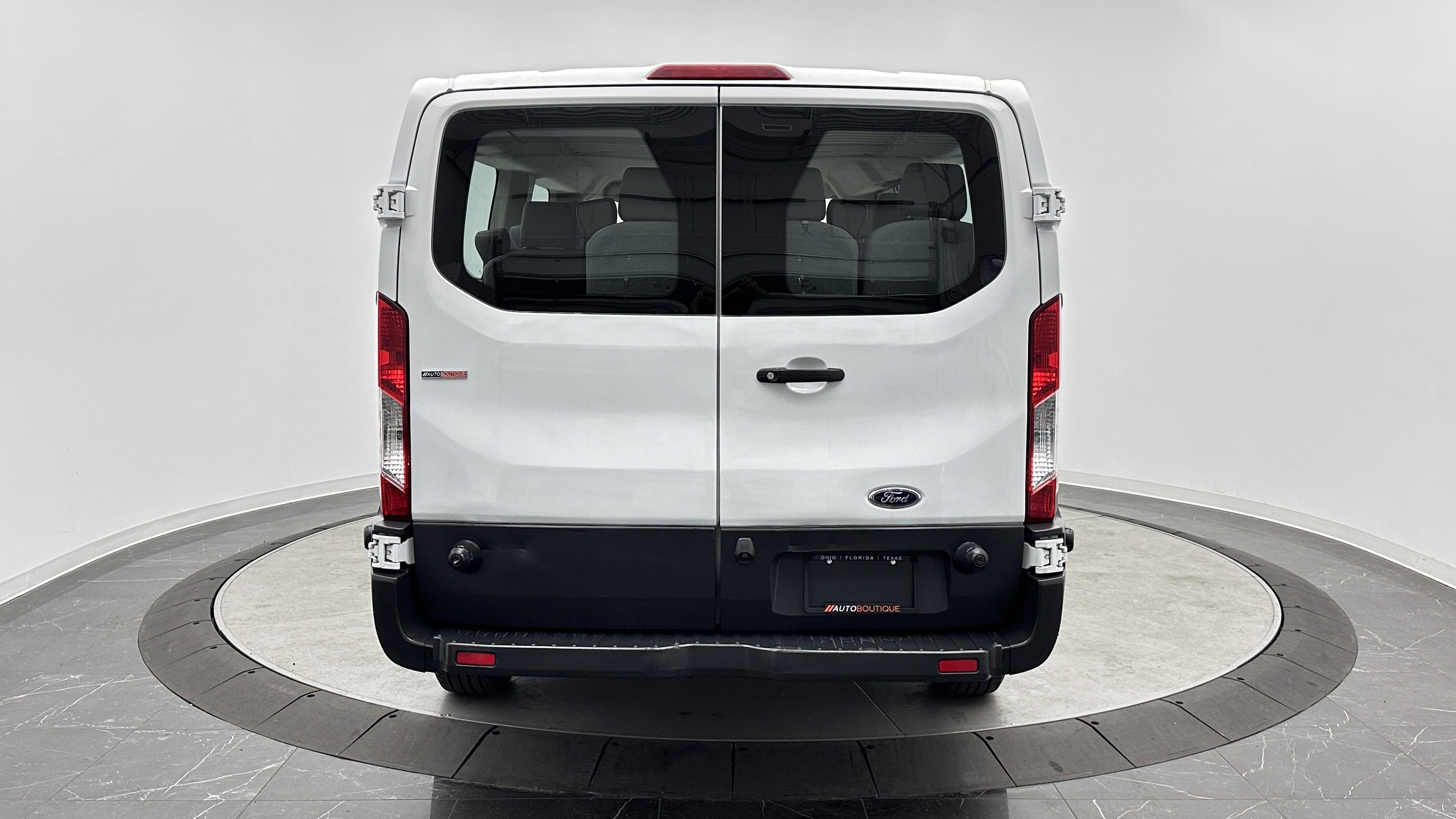 Used 2018 Ford Transit 350 XLT RWD image 6