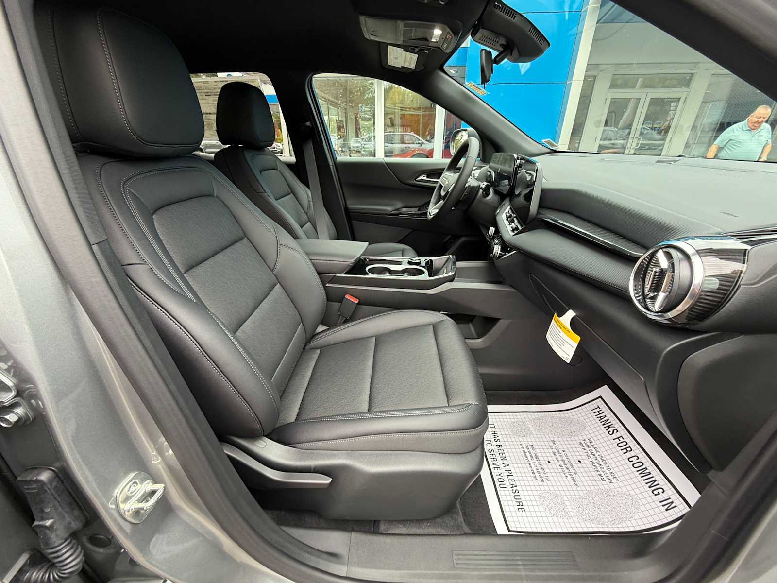 New 2026 Chevrolet Equinox LT w/ Convenience Package II image 37