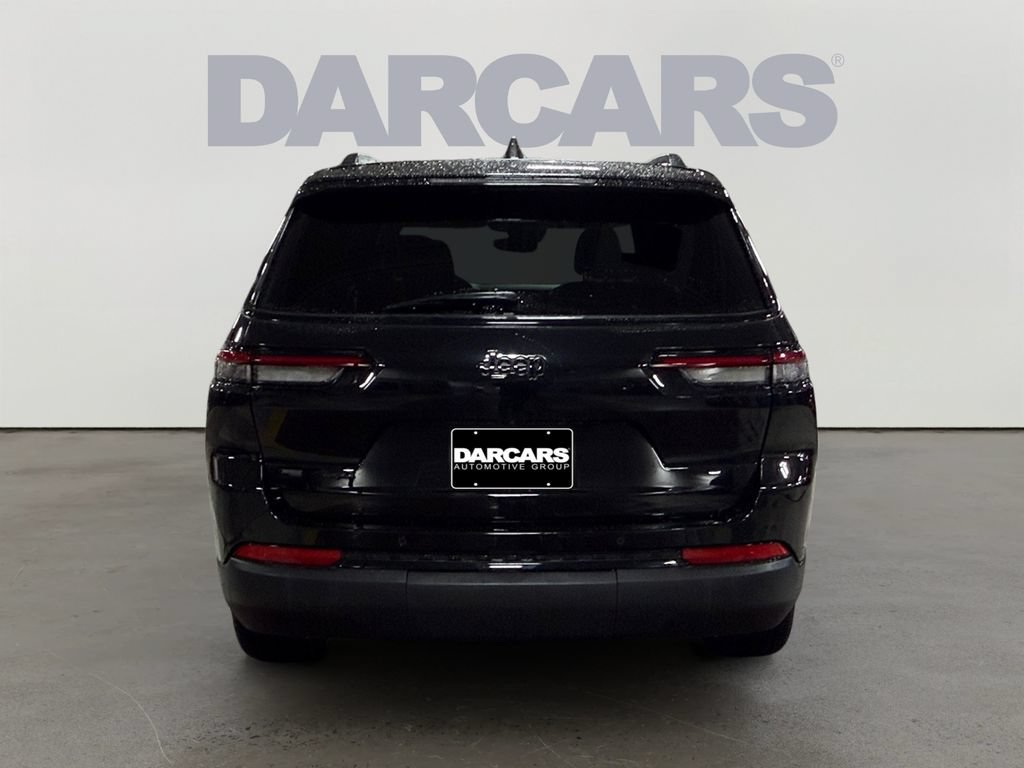 Used 2023 Jeep Grand Cherokee L Laredo AWD/4WD image 6