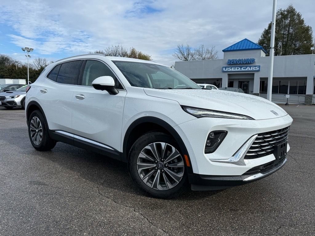 Used 2025 Buick Envision Preferred
