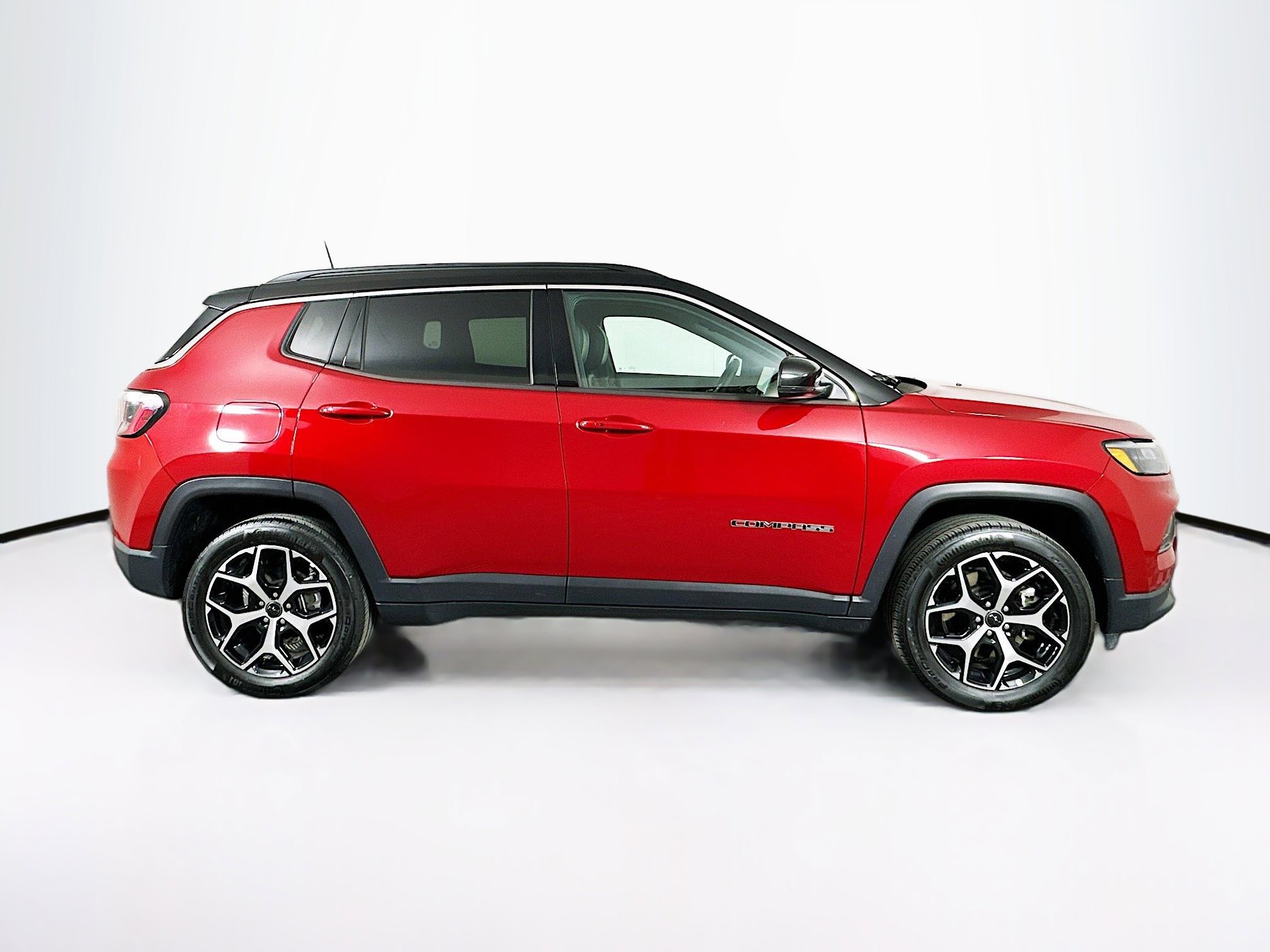 Used 2025 Jeep Compass Limited image 10