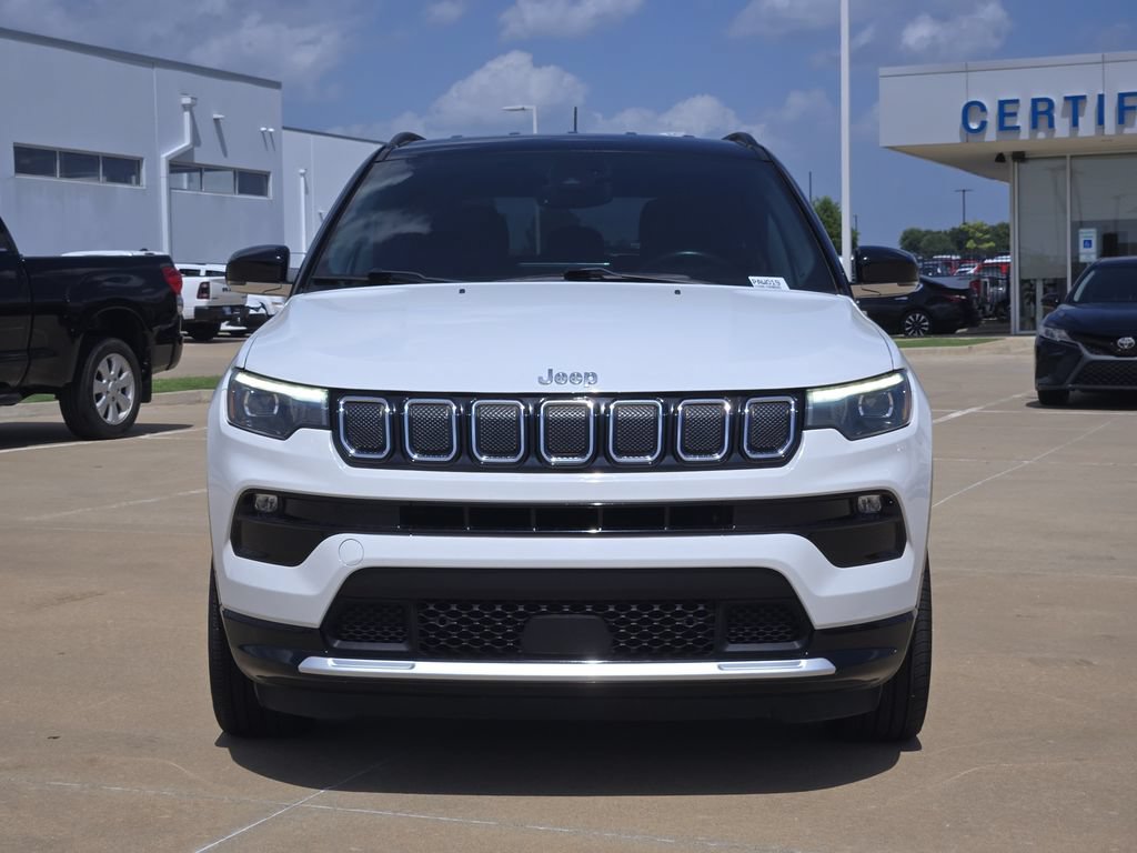 Used 2022 Jeep Compass Limited w/ Elite Group AWD/4WD image 2