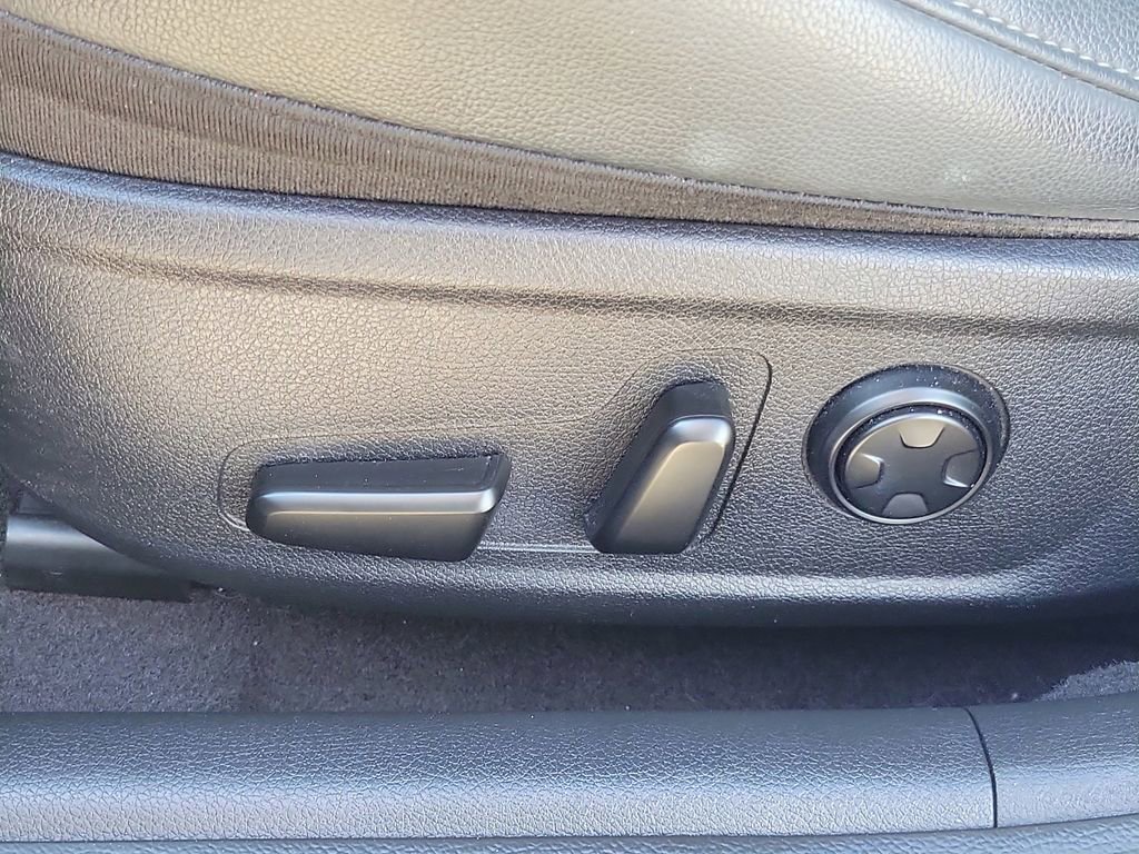 Used 2019 Kia Stinger image 26