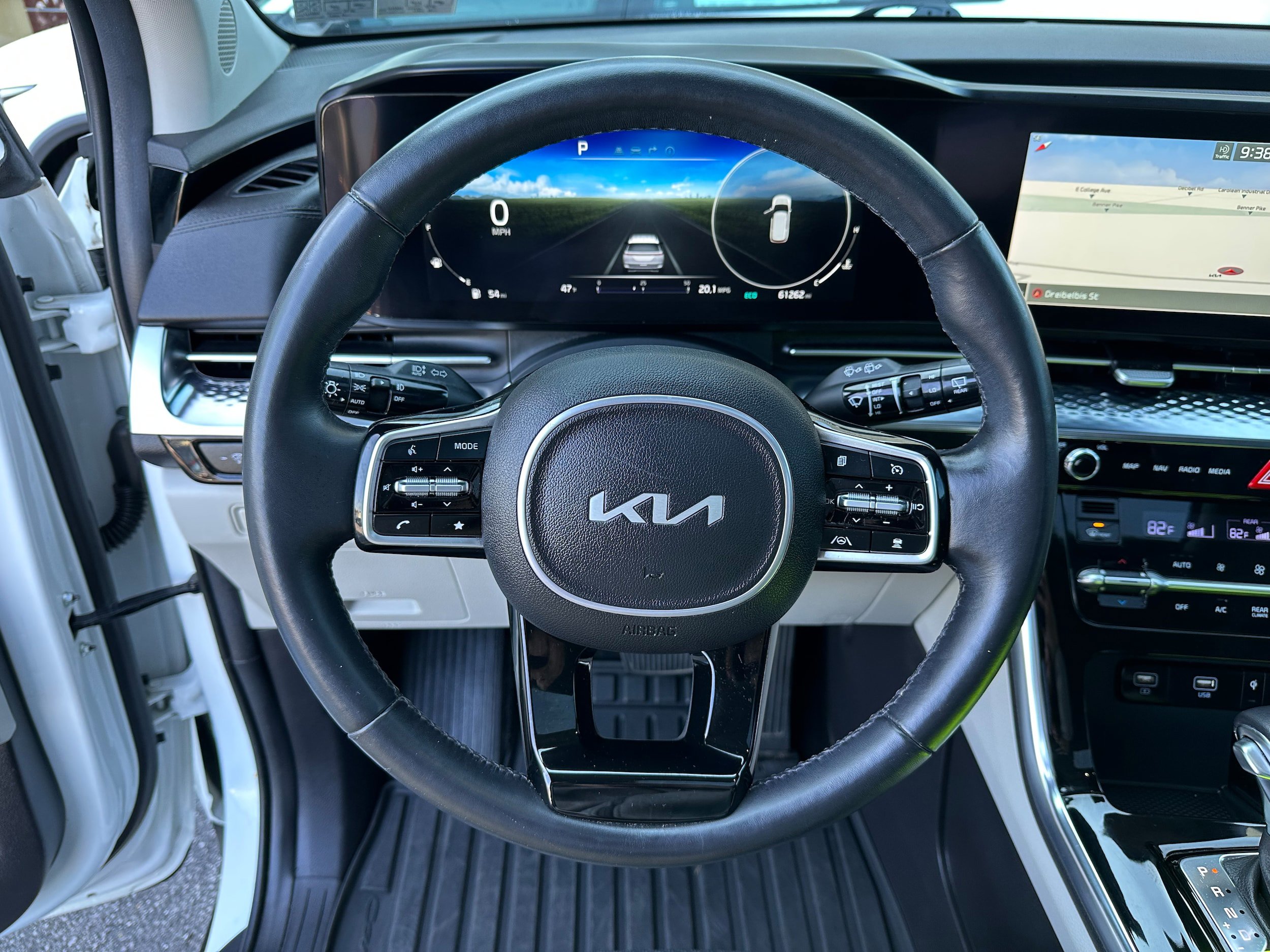 Used 2022 Kia Carnival SX Prestige FWD image 40