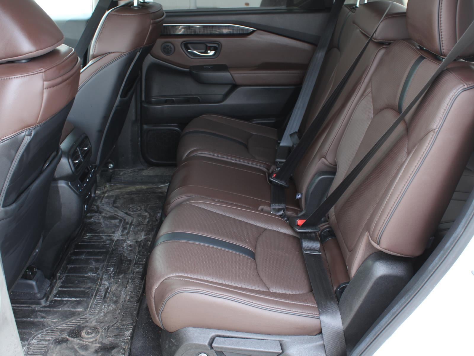 Used 2024 Honda Pilot Elite image 17