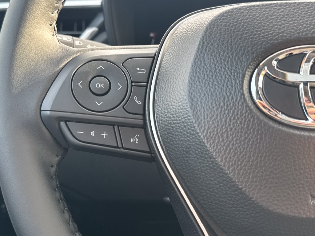 New 2026 Toyota Corolla Cross LE w/ Moonroof Package AWD/4WD image 19