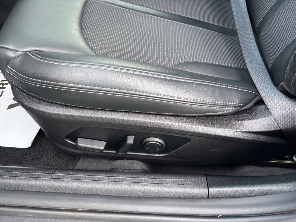 Used 2023 Kia K5 GT-Line w/ GT-Line Premium Package image 19