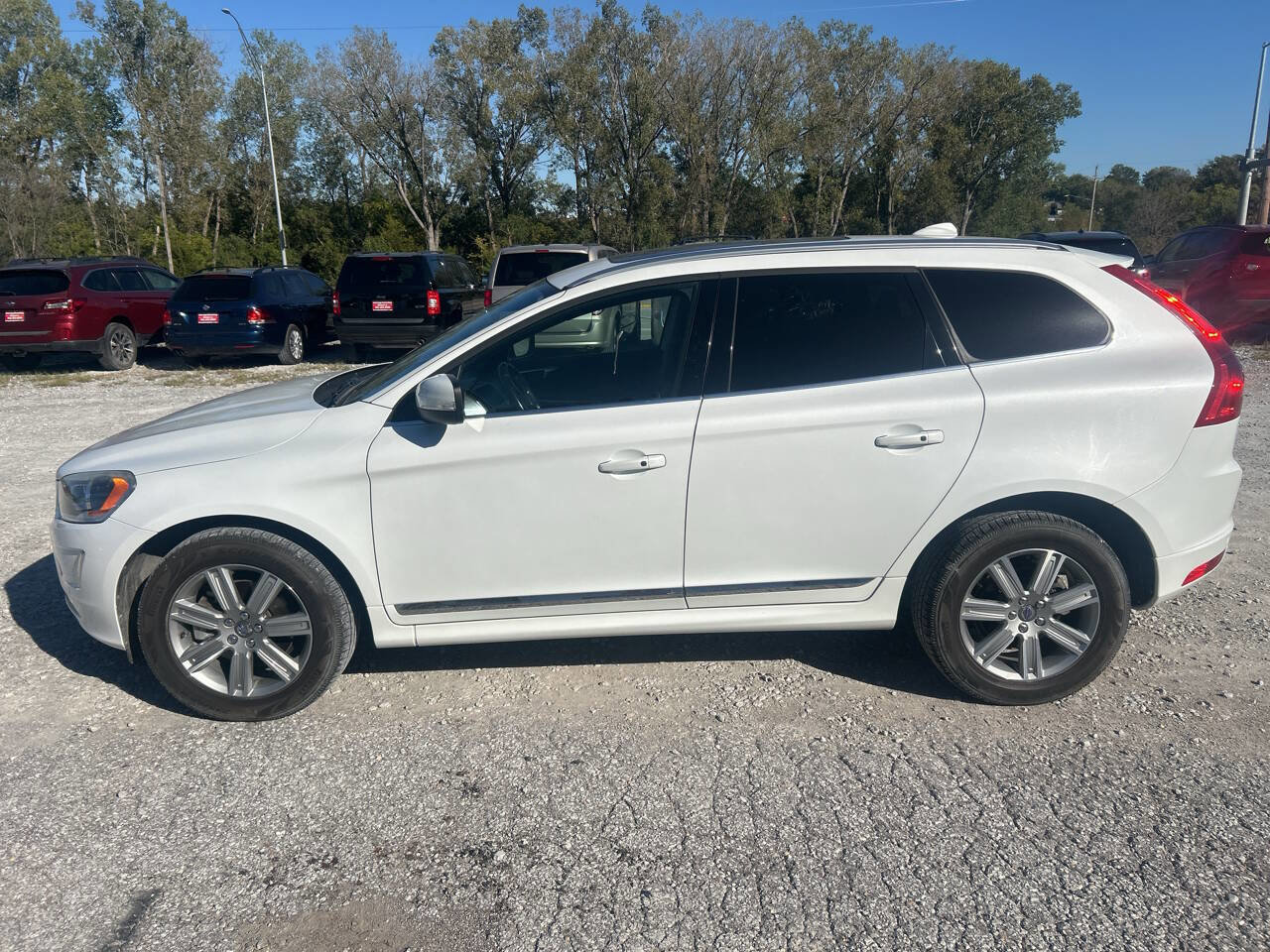 Used 2017 Volvo XC60 T5 Inscription w/ Advanced Package image 6