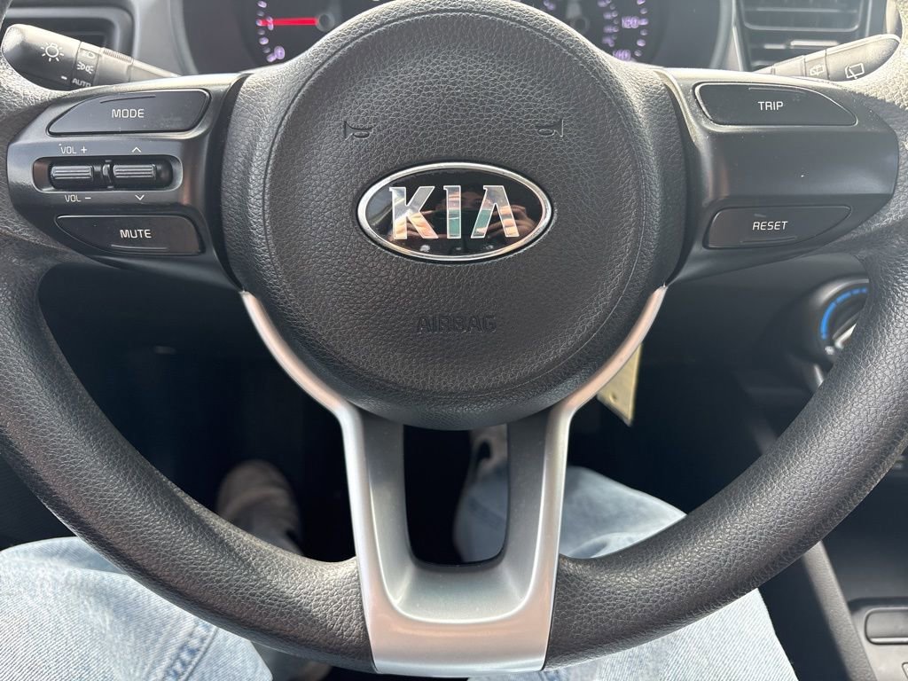 Used 2018 Kia Rio LX image 13